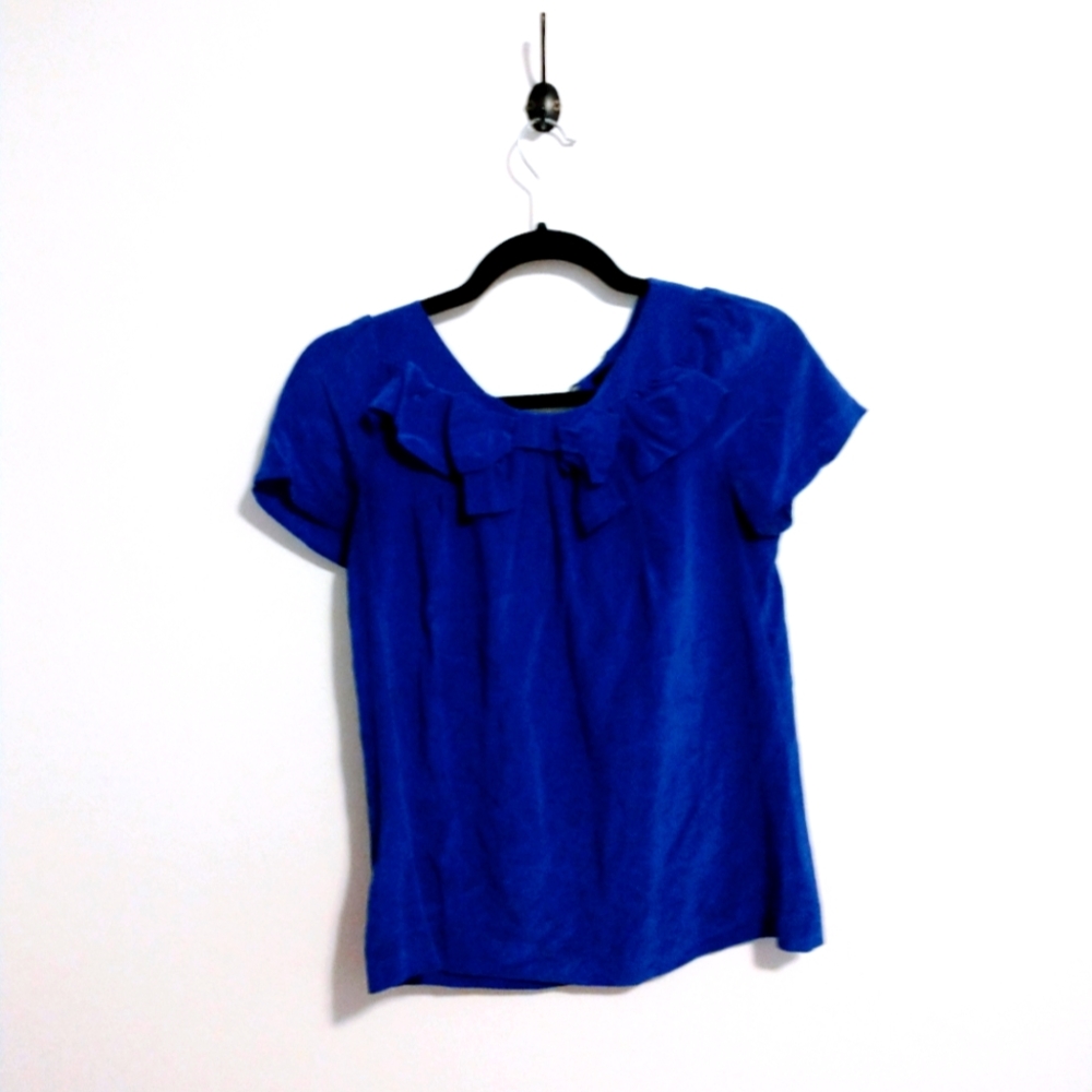 J Crew silk pretty purple blue shirt sleeve blouse with bow detail. Size 4